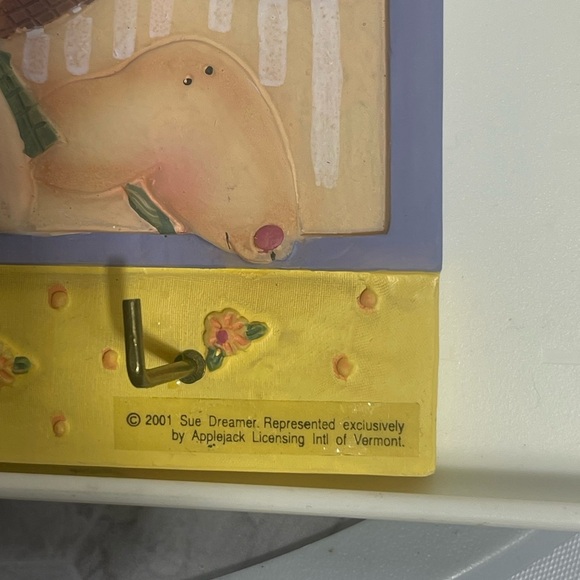 Sue Dreamer 2001 Girl Dog Cat Leash Hook Holder Wall Art w/ Box 6.5”x5.5” - Picture 6 of 7